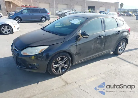 2014 Ford Focus Se z USA, uszkodzony, nr VIN 1FADP3K25EL249130
